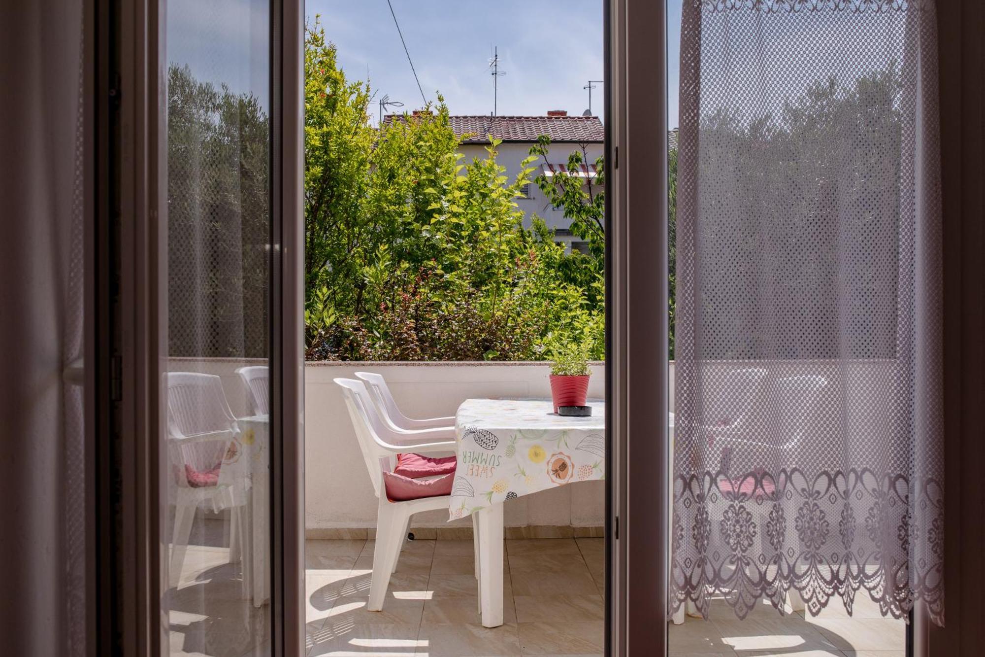 Lovely Meta Apartments Palit Εξωτερικό φωτογραφία