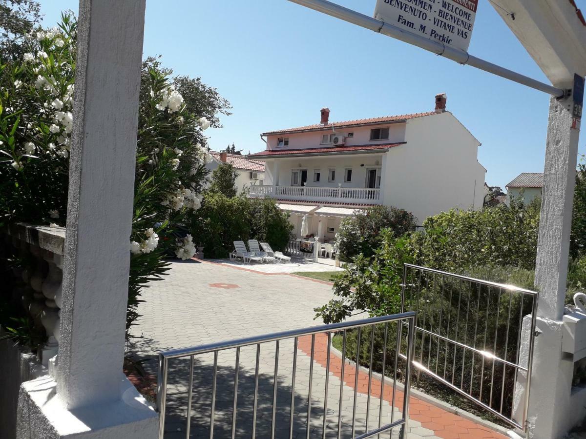 Lovely Meta Apartments Palit Εξωτερικό φωτογραφία
